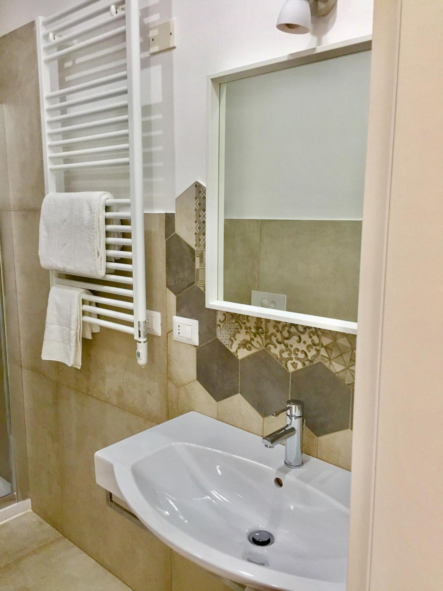 Angioy 18 Bed & Breakfast Sassari Cameră foto